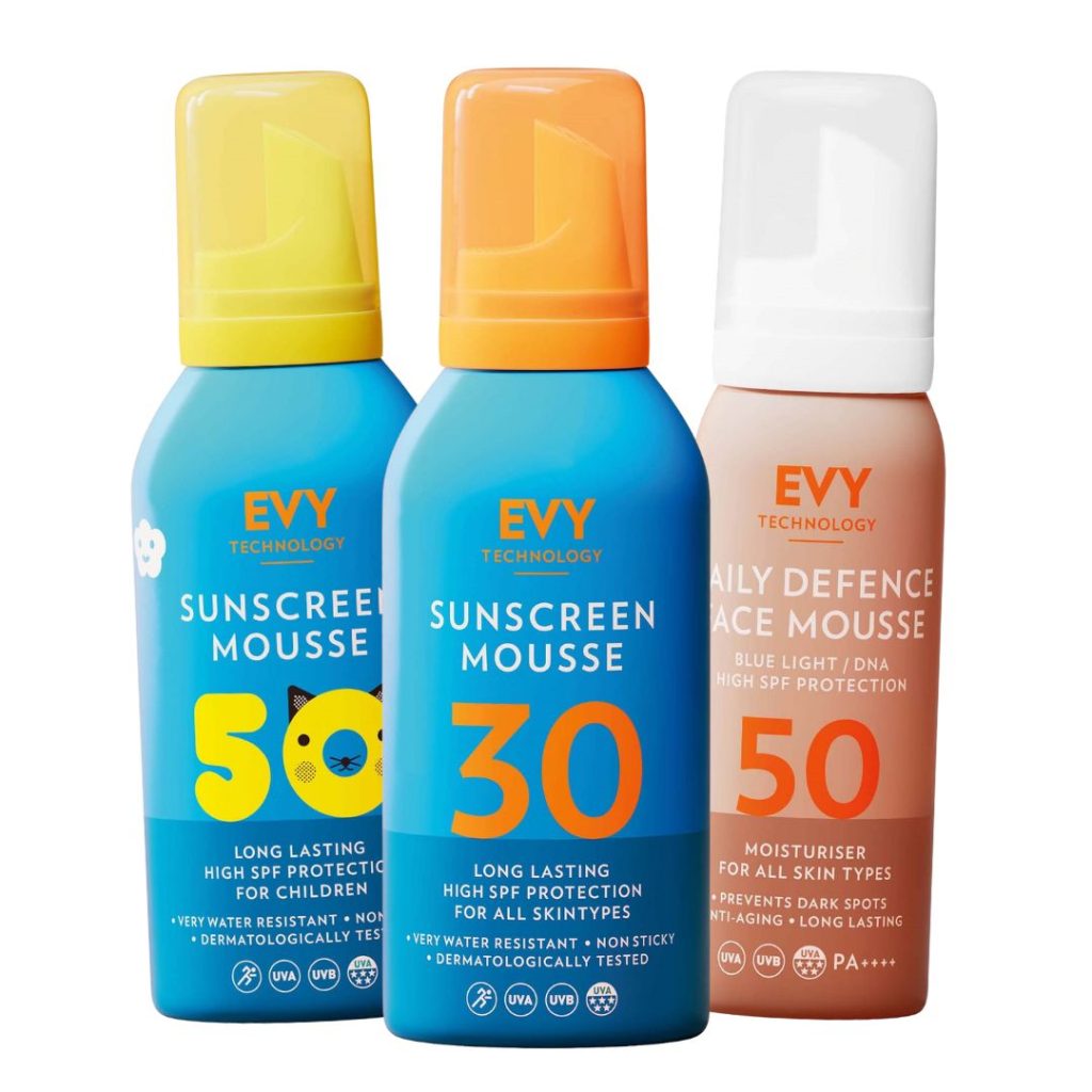 EVY Sunscreen Mousse til børn og voksne med SPF30 og SPF50.